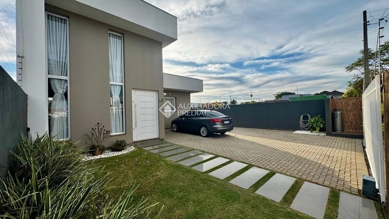 Linda casa à venda em ESTÂNCIA VELHA : 2ª foto da galeria de imagens do imóvel