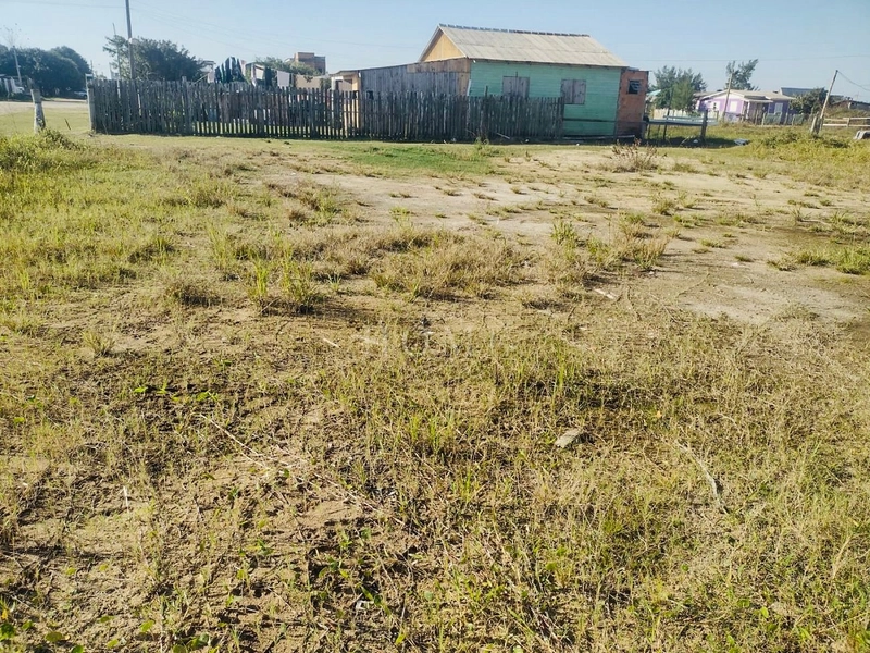 Terreno à venda: 3ª foto da galeria de imagens do imóvel