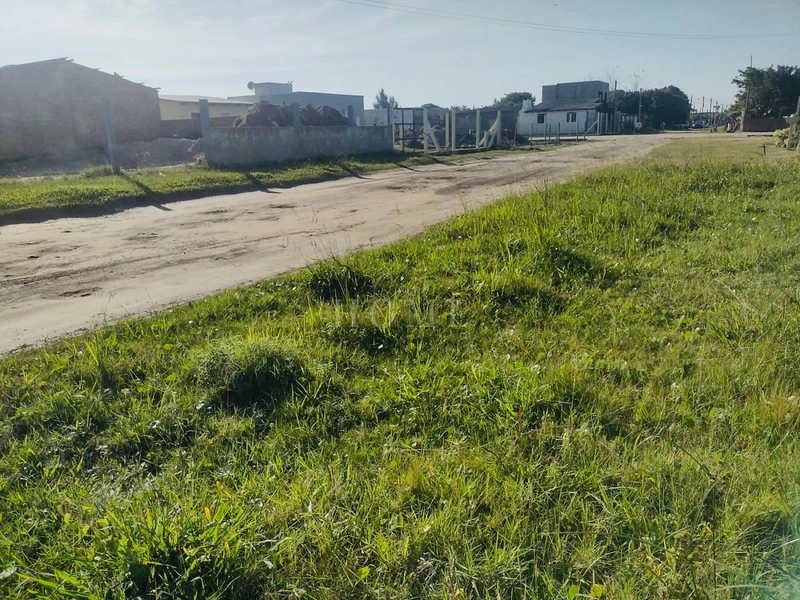 Terreno à venda: 2ª foto da galeria de imagens do imóvel