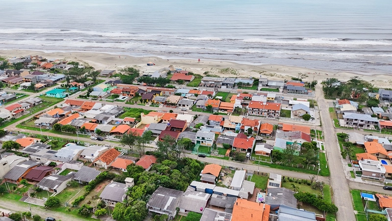 Terreno à venda em Mariluz: 1ª foto da galeria de imagens do imóvel