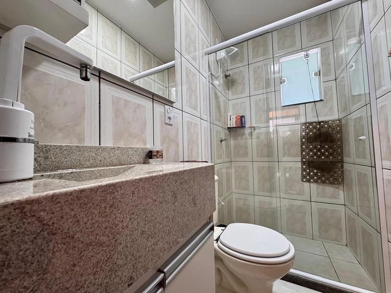 SOBRADO DE ALTO PADRÃO NO CENTRO DE IMBÉ: 14ª foto da galeria de imagens do imóvel