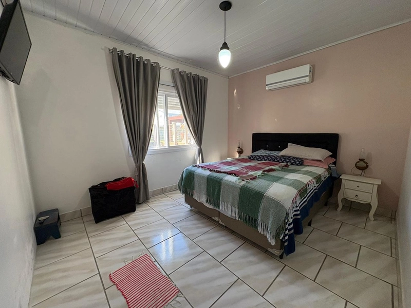 Casa de esquina à venda em Imbé: 3ª foto da galeria de imagens do imóvel
