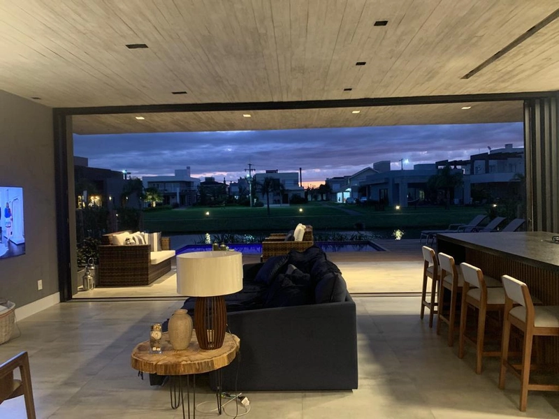 Casa em Condomínio: 3ª foto da galeria de imagens do imóvel