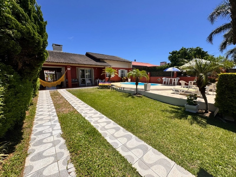 Casa à venda no centro de Imbé: 13ª foto da galeria de imagens do imóvel