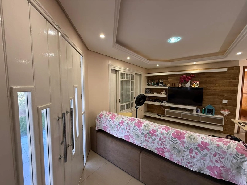 Sobrado à venda em Mariluz: 2ª foto da galeria de imagens do imóvel