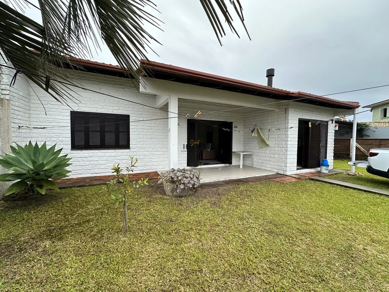 Casa à venda próximo a barra de Imbé: 1ª foto da galeria de imagens do imóvel