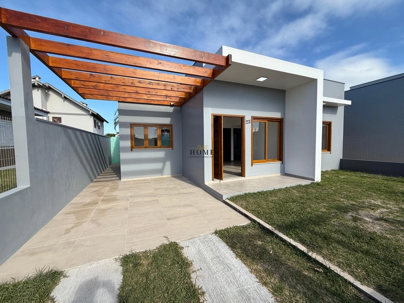 Casa à venda em Imbé!: 1ª foto da galeria de imagens do imóvel