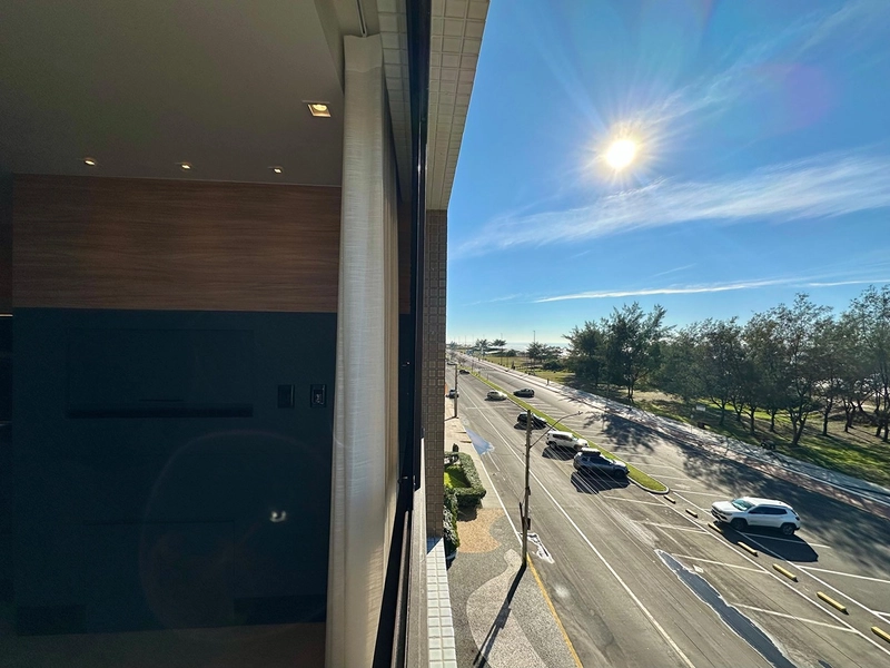 AMPLO APARTAMENTO DE FRENTE PARA O MAR E COM VISTA LIBERADA TANTO PARA O MAR QUANTO PARA ATLÂNTIDA !: 12ª foto da galeria de imagens do imóvel