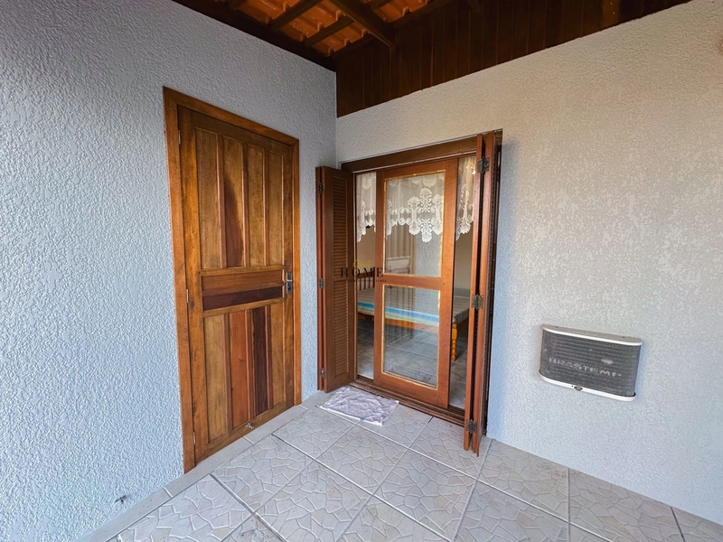 Casa em Mariluz com excelente localização próxima ao mar: 6ª foto da galeria de imagens do imóvel