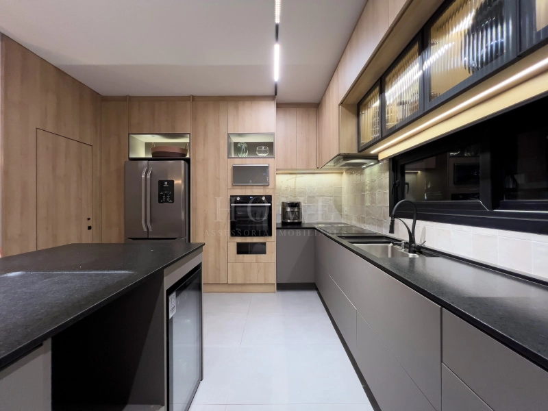 CASA COM 4 SUÍTES FINAMENTE DECORADA!: 16ª foto da galeria de imagens do imóvel