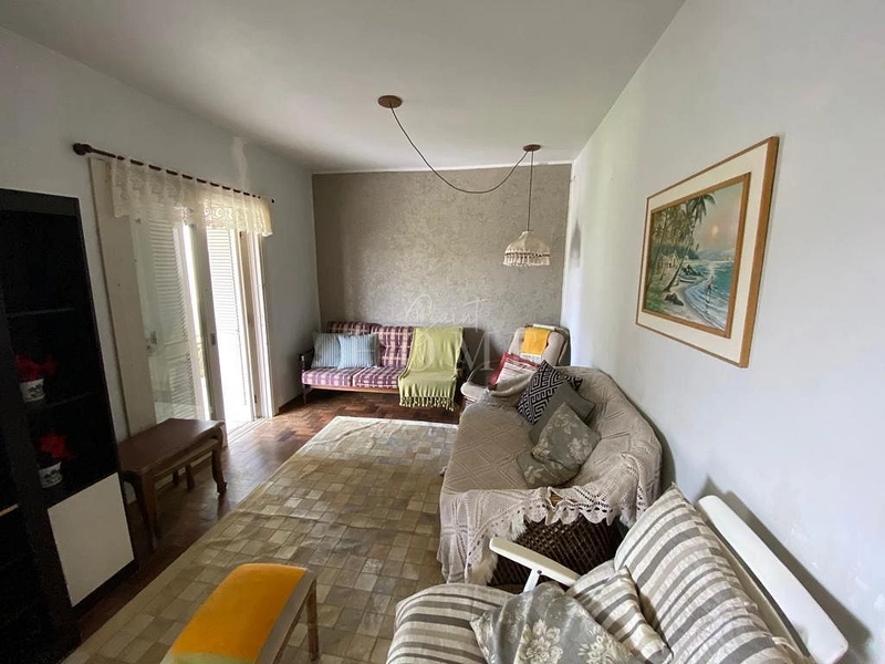 Casa à venda, próximo ao mar: 2ª foto da galeria de imagens do imóvel