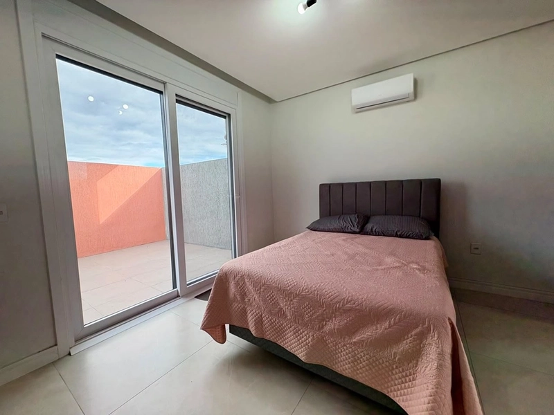 🏡 ALTO PADRÃO E LUXO A 200 METROS DO MAR E DA BARRA | IMBÉ – RS: 12ª foto da galeria de imagens do imóvel