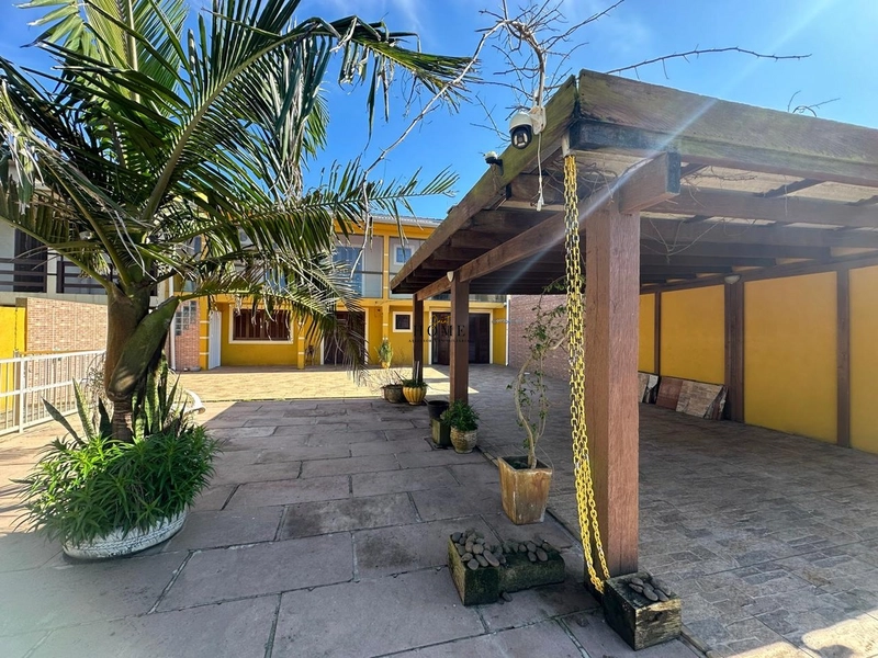 Casa à venda próxima ao mar: 1ª foto da galeria de imagens do imóvel
