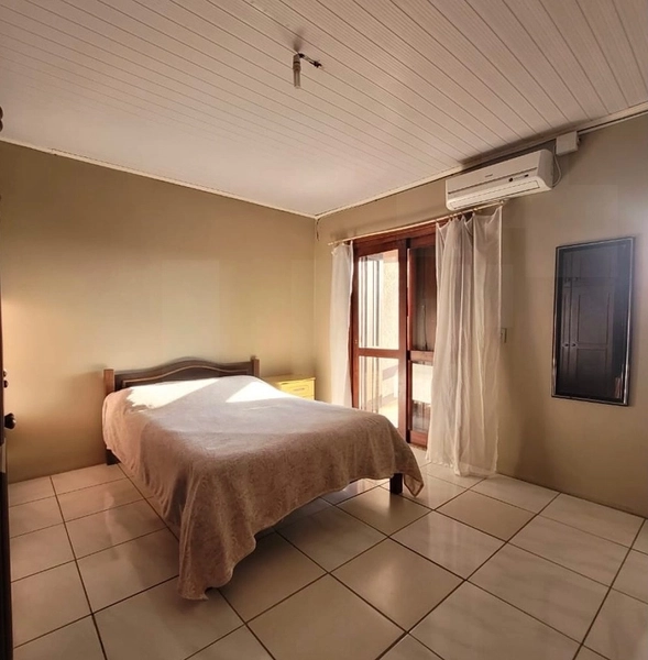 Duplex à venda no centro de Imbé : 5ª foto da galeria de imagens do imóvel