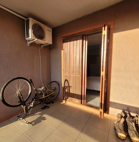 Duplex à venda no centro de Imbé : 13ª foto da galeria de imagens do imóvel