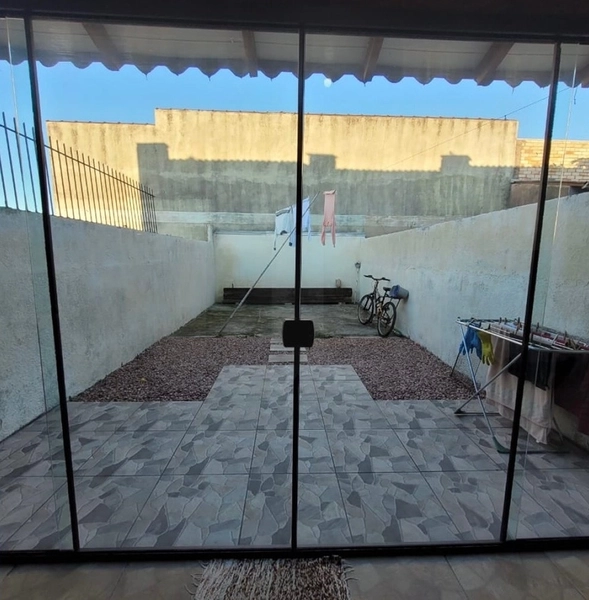 Duplex à venda no centro de Imbé : 9ª foto da galeria de imagens do imóvel