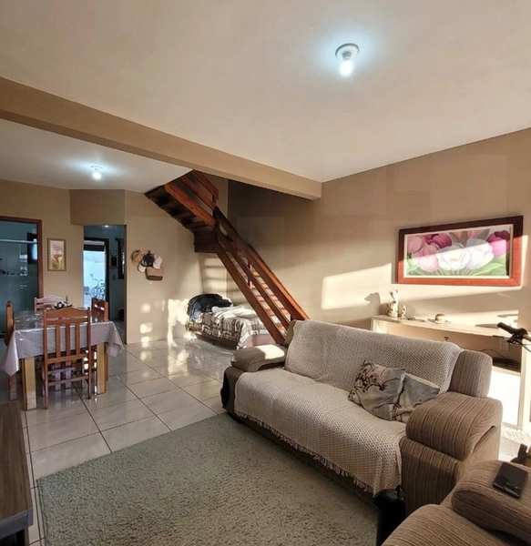 Duplex à venda no centro de Imbé : 4ª foto da galeria de imagens do imóvel