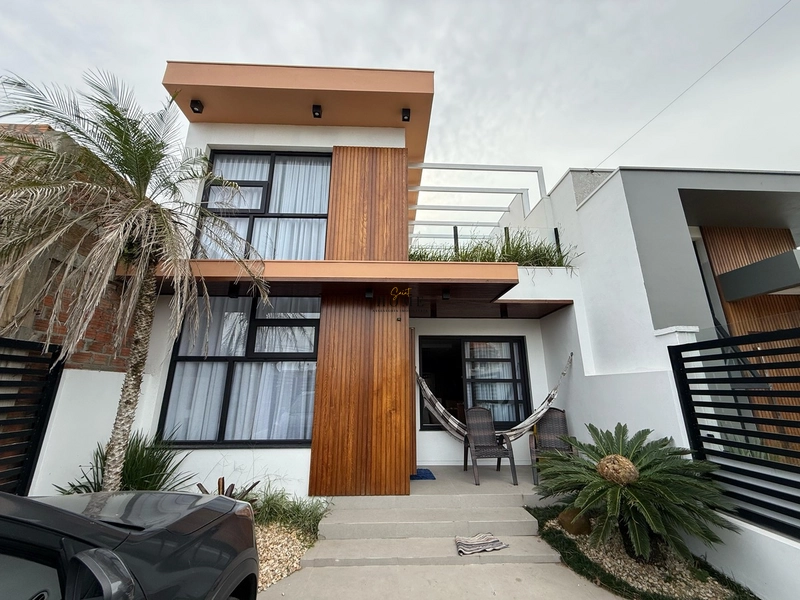 Casa à venda no centro de Imbé: 13ª foto da galeria de imagens do imóvel
