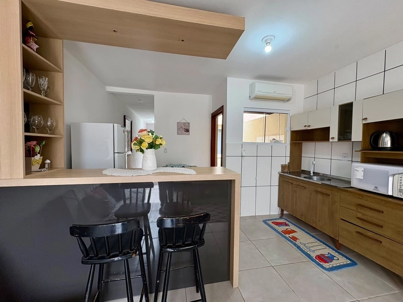 🏡 CASA GEMINADA À VENDA NO CENTRO DE IMBÉ!: 5ª foto da galeria de imagens do imóvel