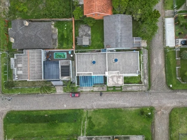🏡 CASA À VENDA NA PRAIA DE IMBÉ: 4ª foto da galeria de imagens do imóvel