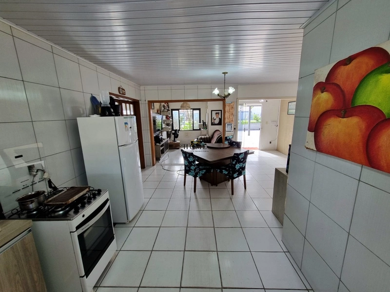 Casa à venda em Mariluz: 3ª foto da galeria de imagens do imóvel