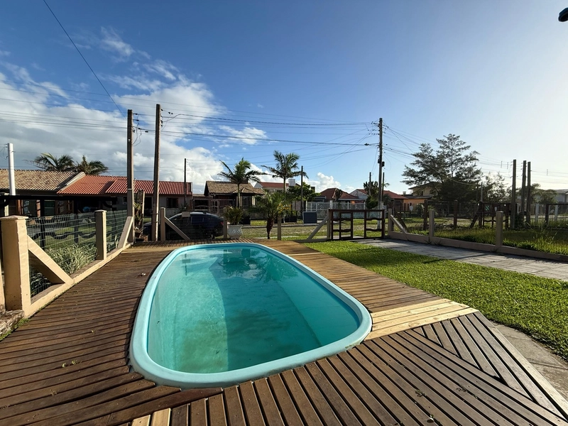 Casa à venda em Mariluz próxima ao mar: 14ª foto da galeria de imagens do imóvel