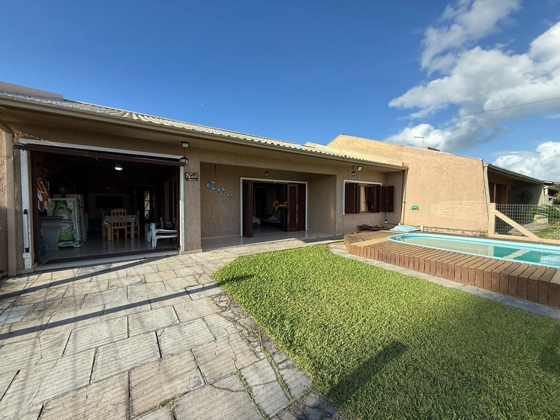 Casa à venda em Mariluz próxima ao mar: 18ª foto da galeria de imagens do imóvel