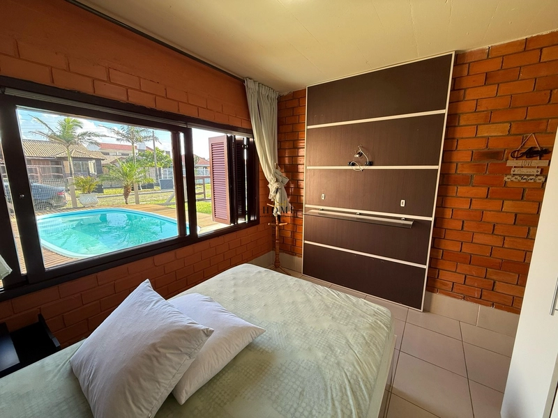 Casa à venda em Mariluz próxima ao mar: 13ª foto da galeria de imagens do imóvel