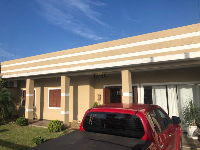 Casa à venda no centro de Imbé: 2ª foto da galeria de imagens do imóvel