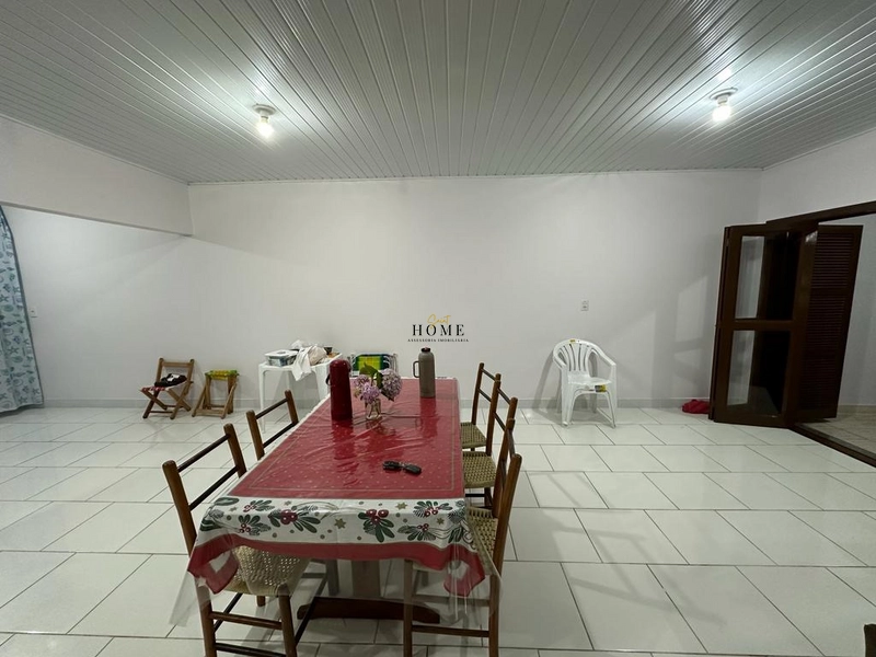 Casa à venda próxima ao mar: 2ª foto da galeria de imagens do imóvel