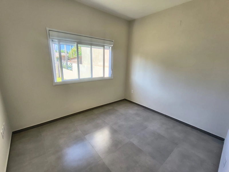 Casa nova no centro de Imbé: 5ª foto da galeria de imagens do imóvel