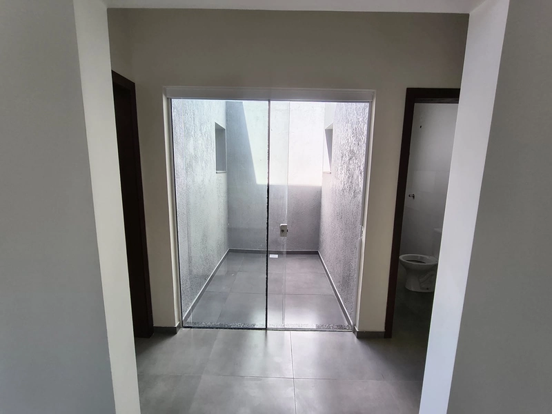 Casa nova no centro de Imbé: 10ª foto da galeria de imagens do imóvel