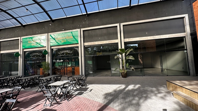 Sala comercial no LIVIN RESORT HOUSE & STREET MALL: 1ª foto da galeria de imagens do imóvel