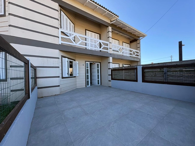 🏡 Sobrado à venda em Imbé/RS: 2ª foto da galeria de imagens do imóvel
