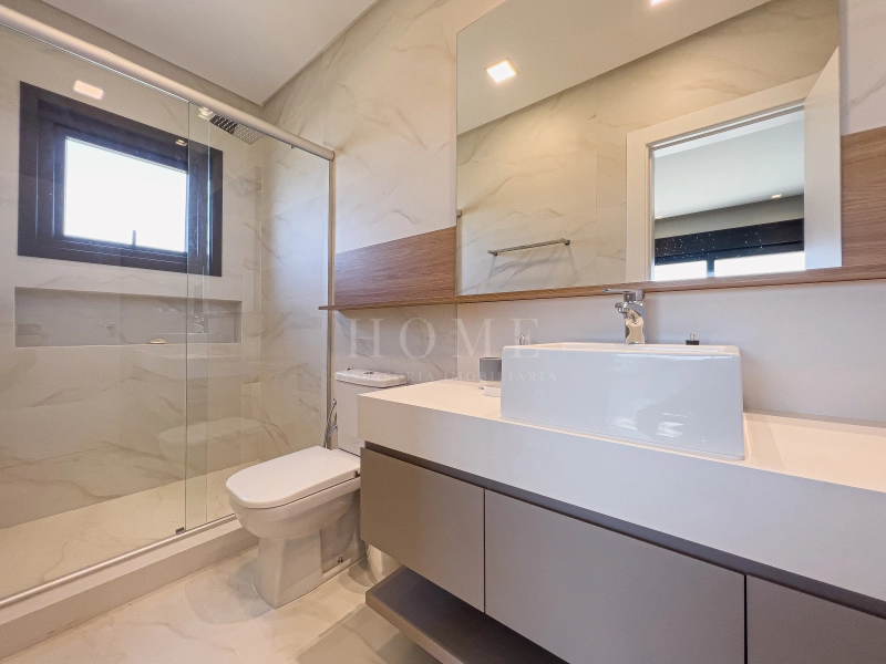 CASA COM 4 SUITES EM CONDOMINIO FECHADO!: 7ª foto da galeria de imagens do imóvel