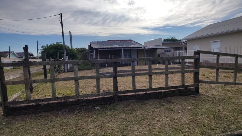 Terreno à venda em Mariluz: 2ª foto da galeria de imagens do imóvel