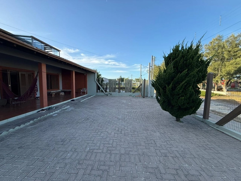 🌊 Casa beira-mar à venda em Imbé – Balneário Mariluz  🌊: 3ª foto da galeria de imagens do imóvel