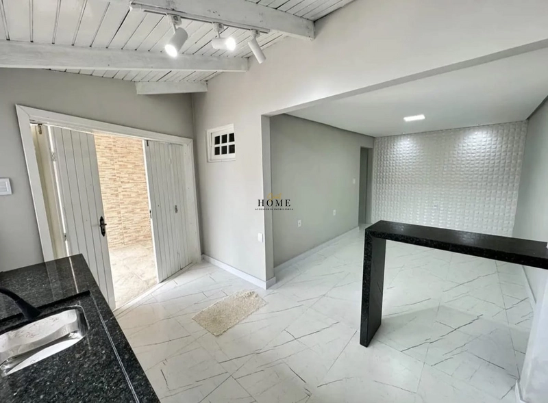 Casa à venda no centro de Imbé: 4ª foto da galeria de imagens do imóvel