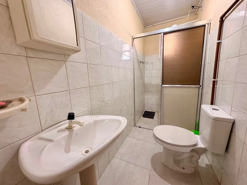 Casa à venda em Mariluz de esquina : 20ª foto da galeria de imagens do imóvel