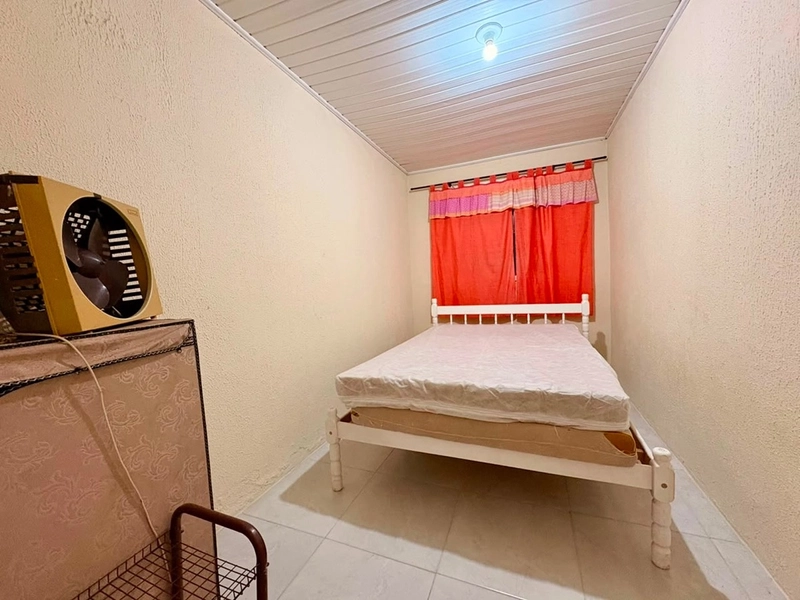 Casa à venda em Mariluz de esquina : 6ª foto da galeria de imagens do imóvel