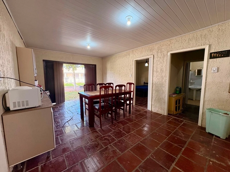 Casa à venda em Mariluz de esquina : 8ª foto da galeria de imagens do imóvel