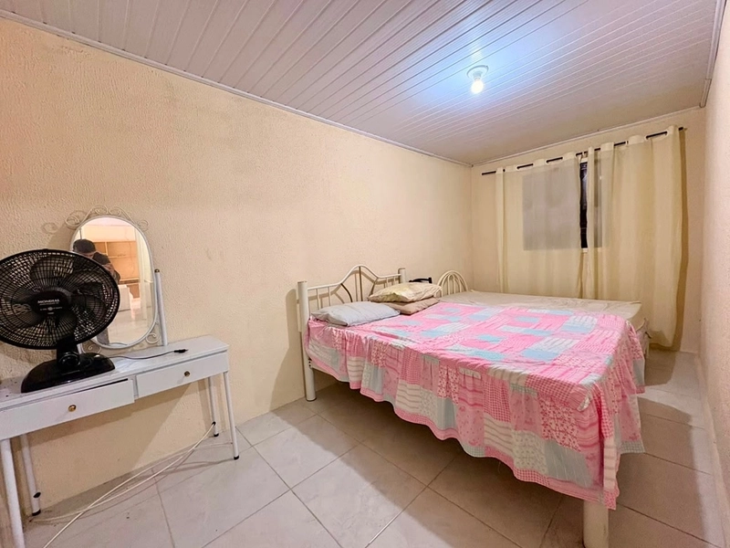 Casa à venda em Mariluz de esquina : 7ª foto da galeria de imagens do imóvel