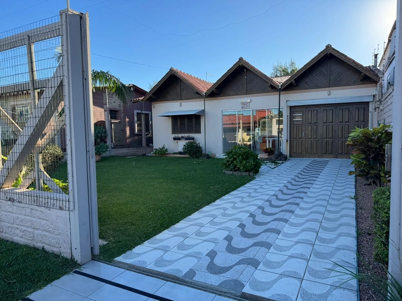 🏡 Casa à venda no Balneário Albatroz – Imbé/RS: 1ª foto da galeria de imagens do imóvel