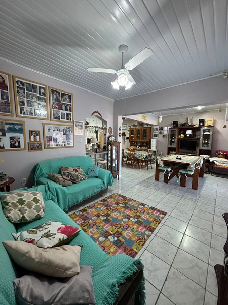 🏡 Casa à venda no Balneário Albatroz – Imbé/RS: 3ª foto da galeria de imagens do imóvel