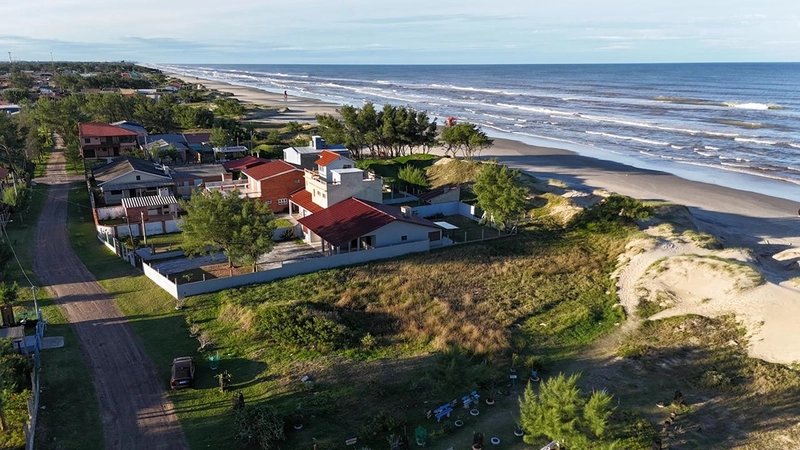 Terreno na beira mar de Imbé: 3ª foto da galeria de imagens do imóvel