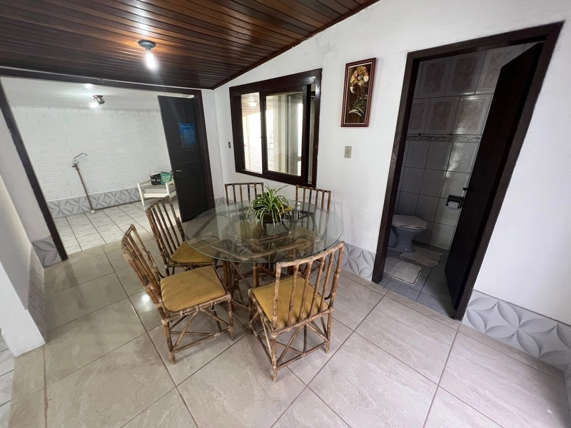 Casa à venda no centro de Imbé: 12ª foto da galeria de imagens do imóvel