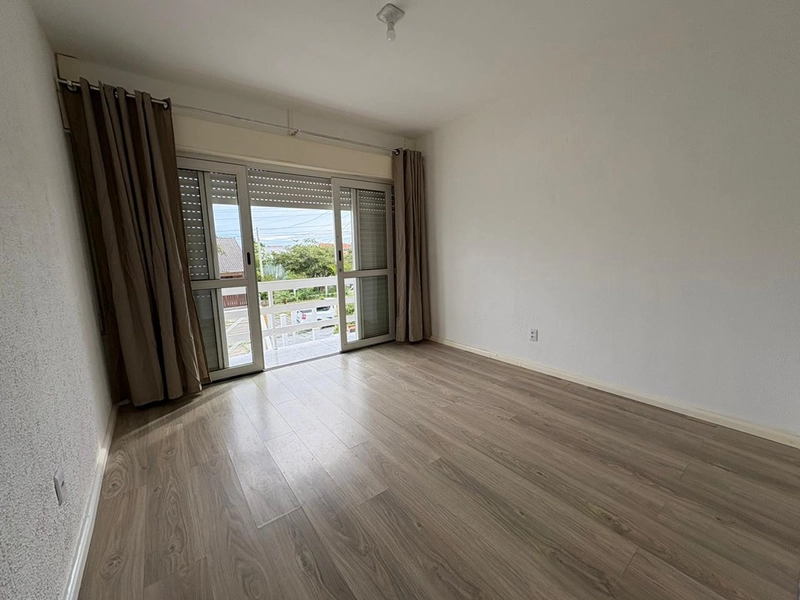 Duplex à venda no centro de Imbé: 4ª foto da galeria de imagens do imóvel