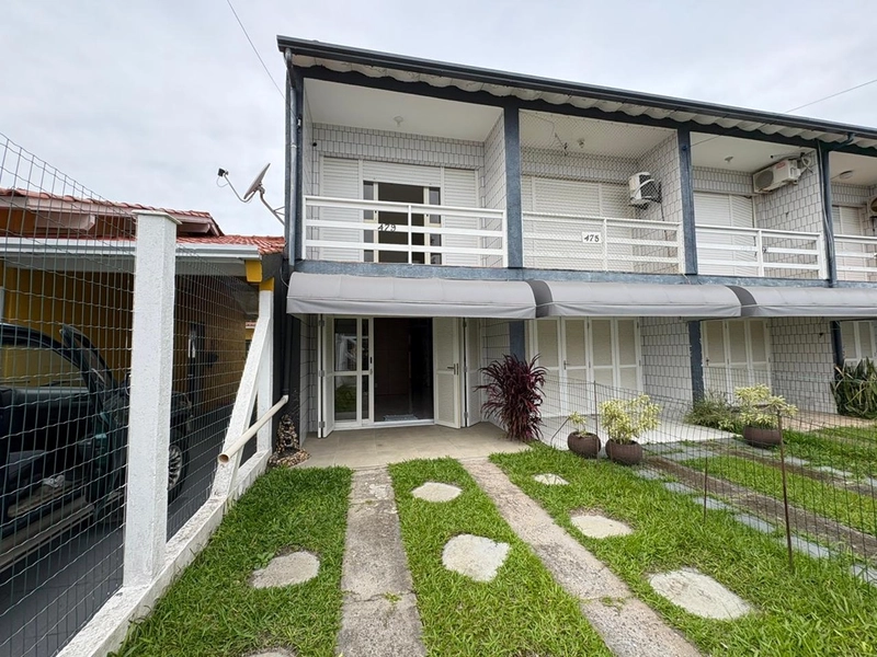 Duplex à venda no centro de Imbé: 3ª foto da galeria de imagens do imóvel