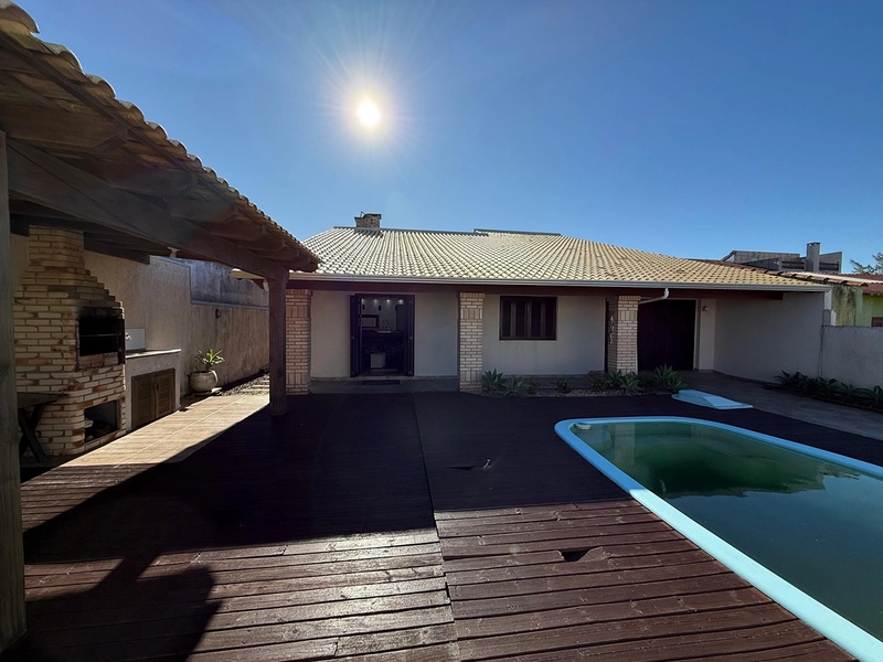 Casa à venda em Ipiranga, próximo ao mar!: 1ª foto da galeria de imagens do imóvel