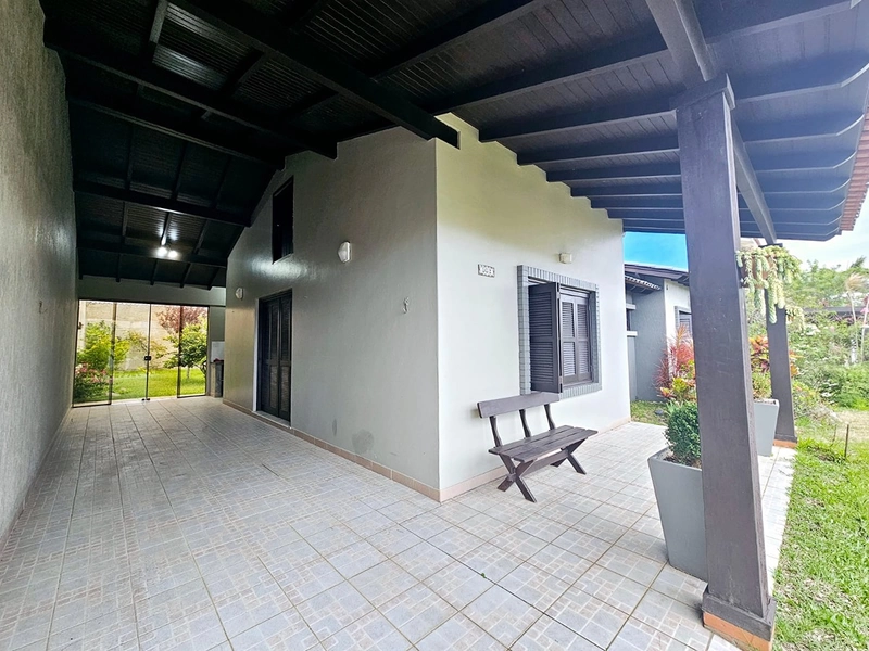 Casa à venda no centro de Imbé: 6ª foto da galeria de imagens do imóvel